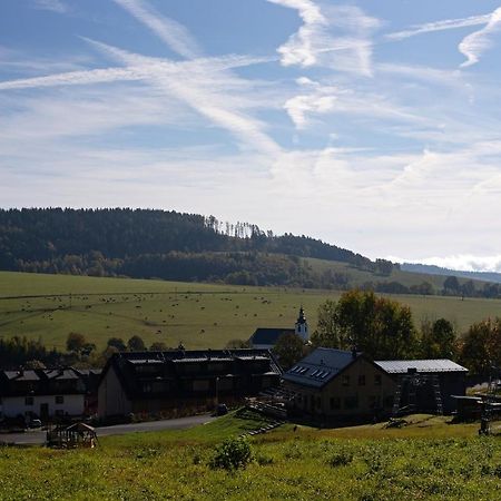 Apartman Sun Dolni Morava Bagian luar foto