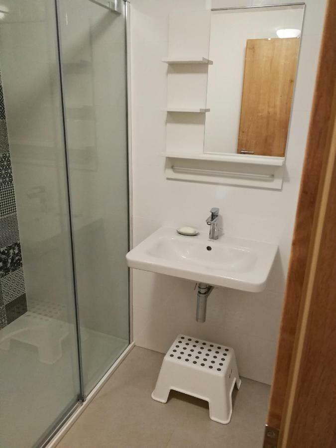 Apartman Sun Dolni Morava Bagian luar foto